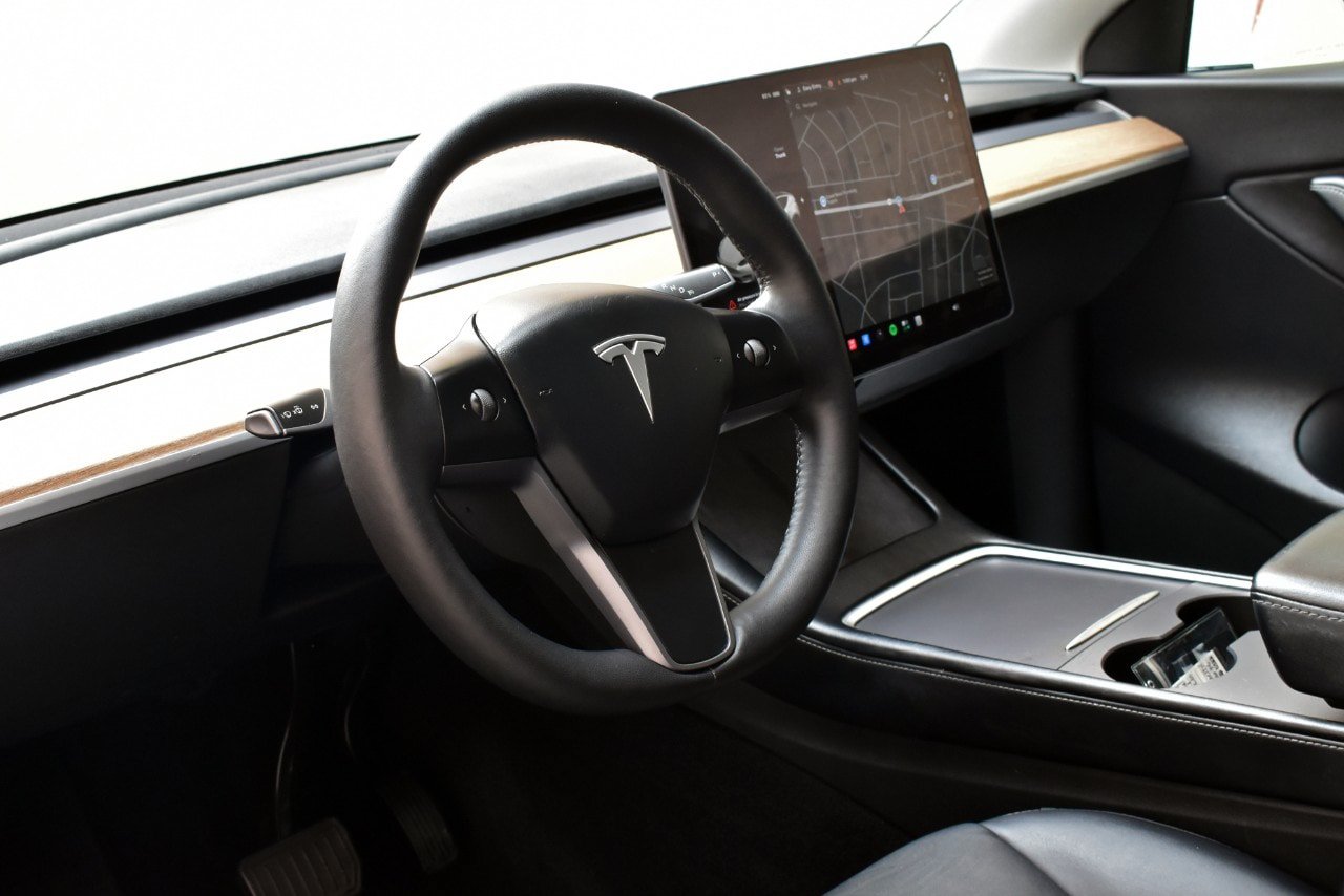 Used 2021 Tesla Model Y 2WD image 13