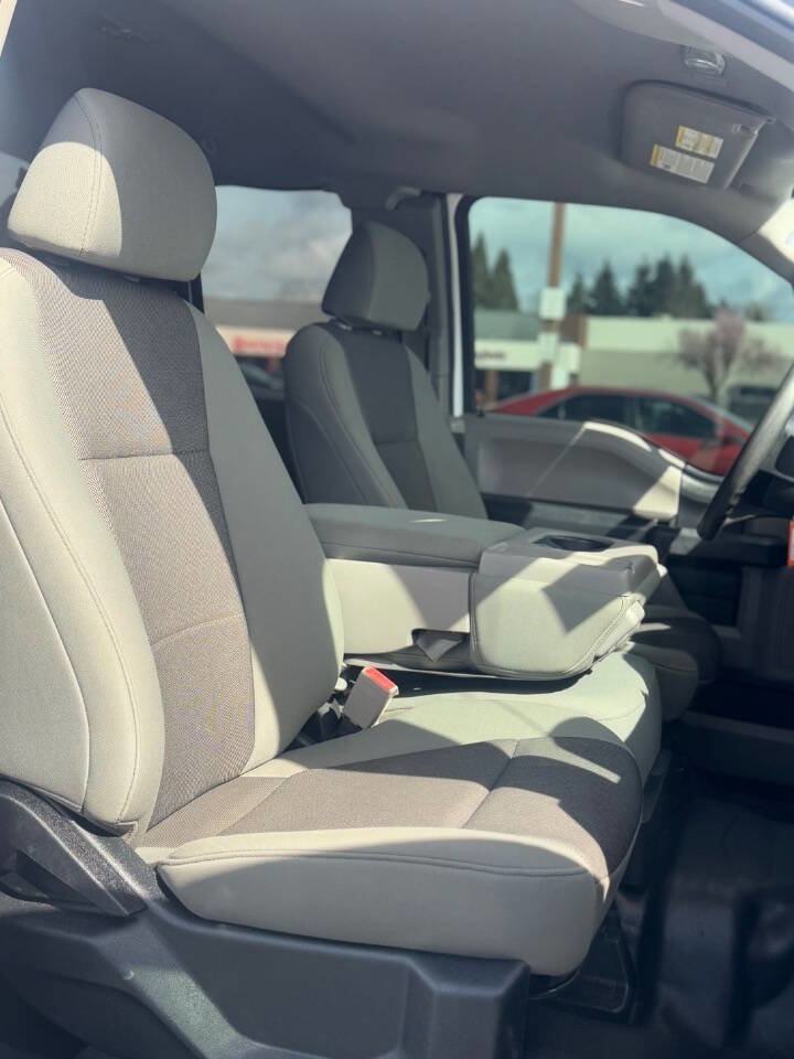 Used 2019 Ford F150 XL w/ Equipment Group 101A Mid AWD/4WD image 4