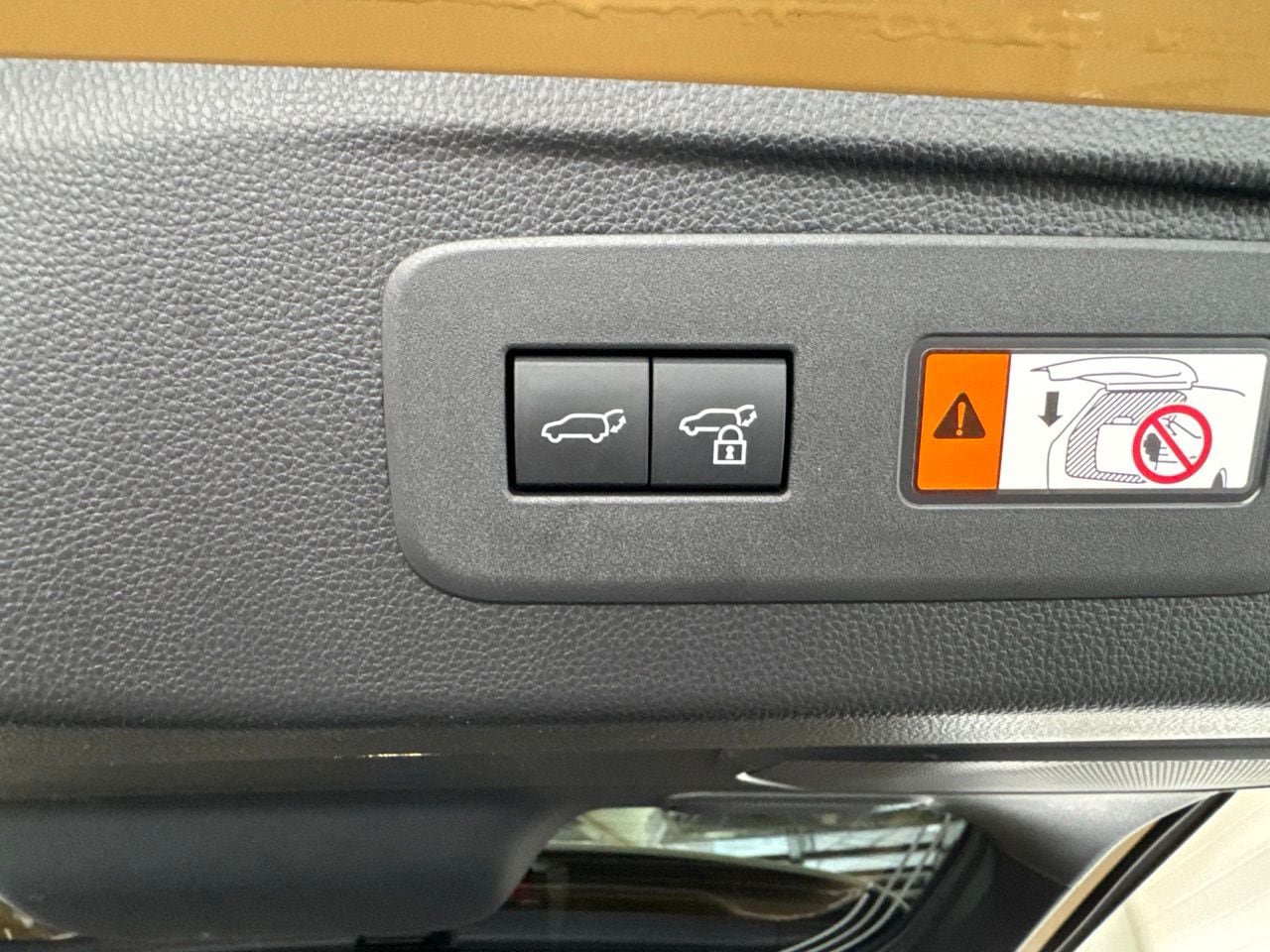 Certified 2025 Toyota Land Cruiser w/ Premium Package AWD/4WD image 11