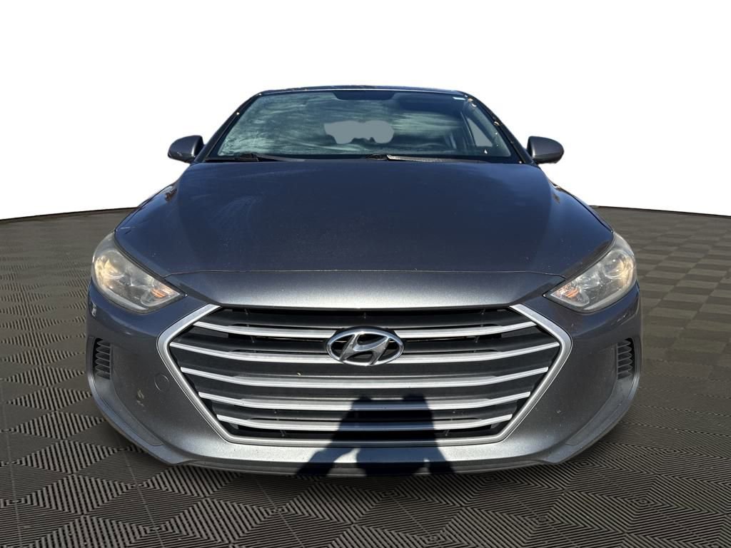 Used 2017 Hyundai Elantra SE image 8