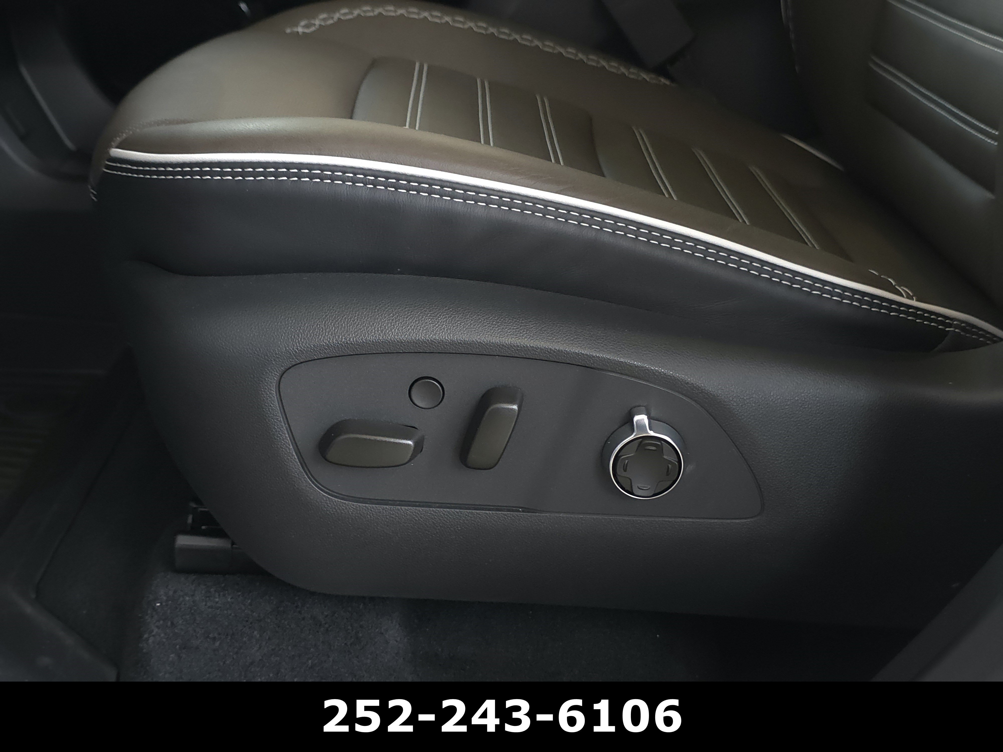 Used 2026 GMC Acadia Denali Ultimate w/ LPO, Floor Liner Package AWD/4WD image 10