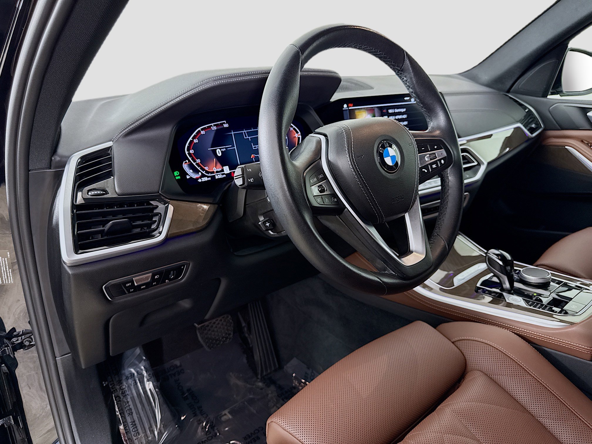 Used 2023 BMW X5 xDrive40i w/ Parking Assistance Package image 9