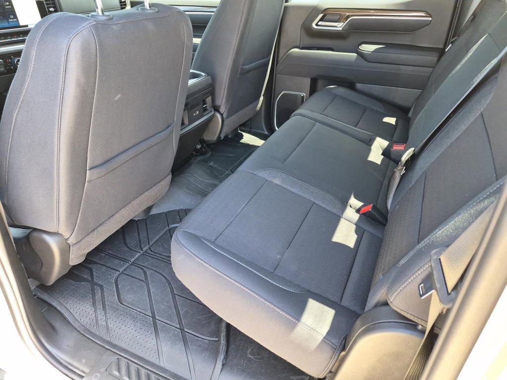 Used 2026 Chevrolet Silverado 1500 RST AWD/4WD image 15