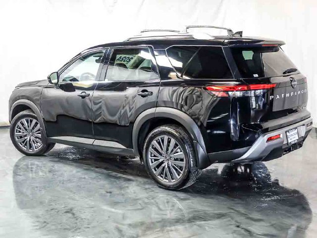 Used 2024 Nissan Pathfinder SL w/ SL Premium Package AWD/4WD image 9