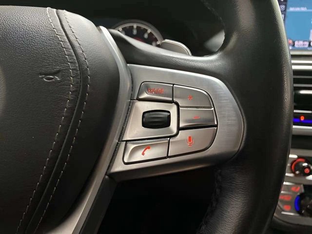 Used 2017 BMW 740i RWD image 37