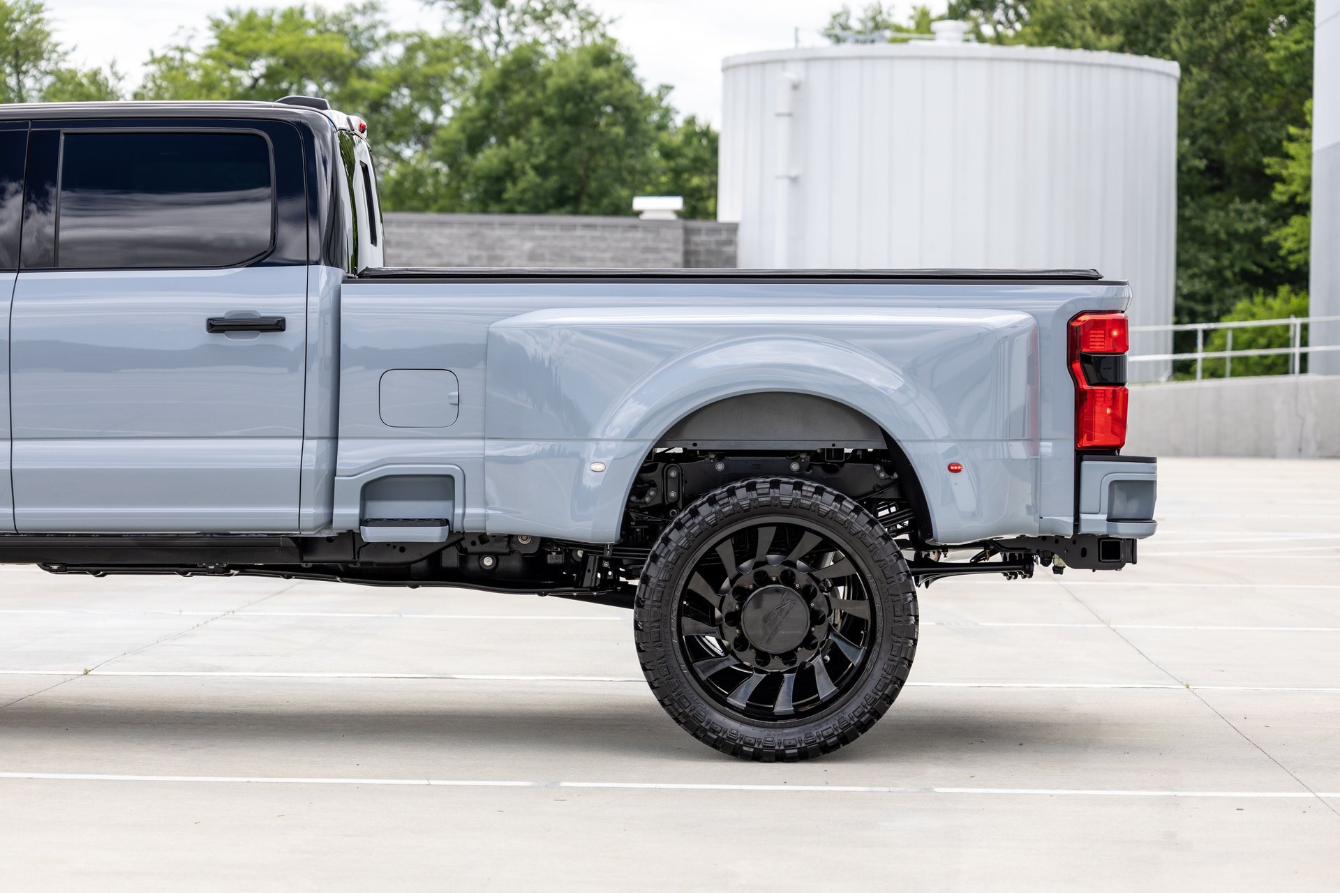 Used 2025 Ford F450 King Ranch w/ Chrome Package AWD/4WD image 12