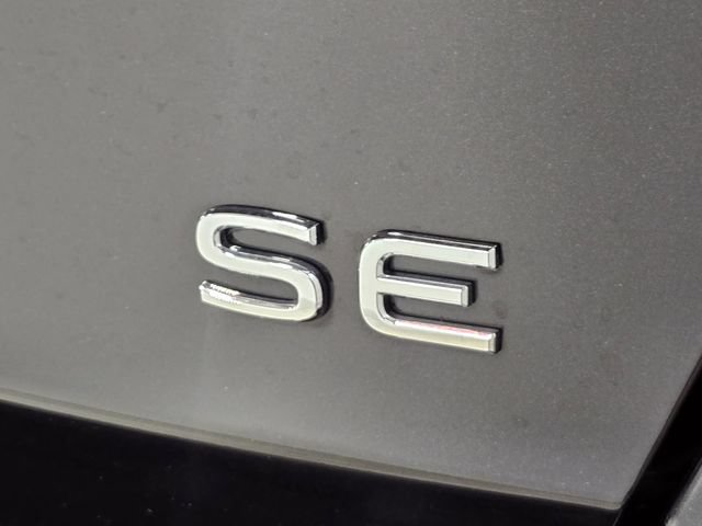 Used 2024 Volkswagen Jetta SE FWD image 6