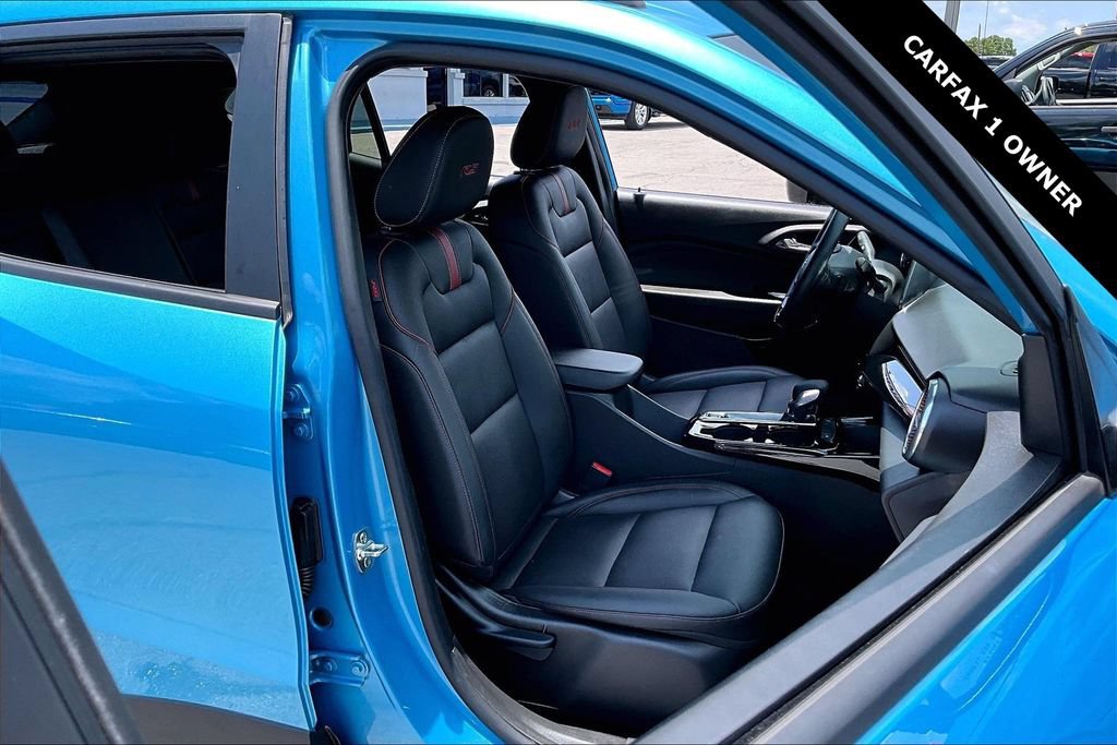 Used 2025 Chevrolet Trax RS FWD image 27