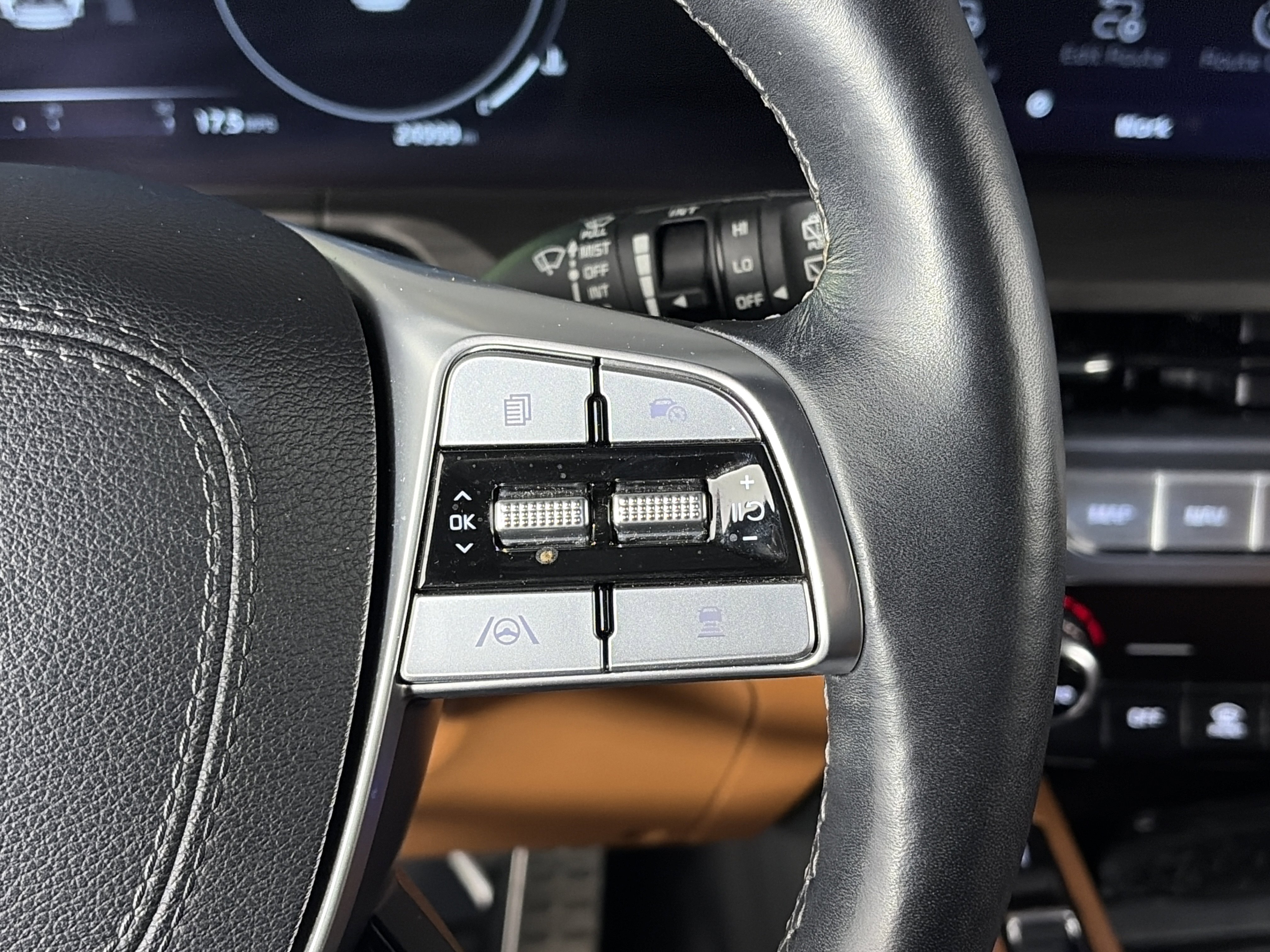 Certified 2024 Kia Telluride SX X-Line AWD/4WD image 33