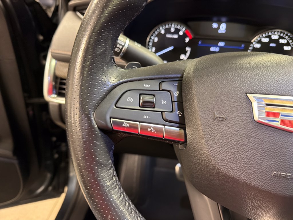 Used 2020 Cadillac XT4 Sport FWD image 30