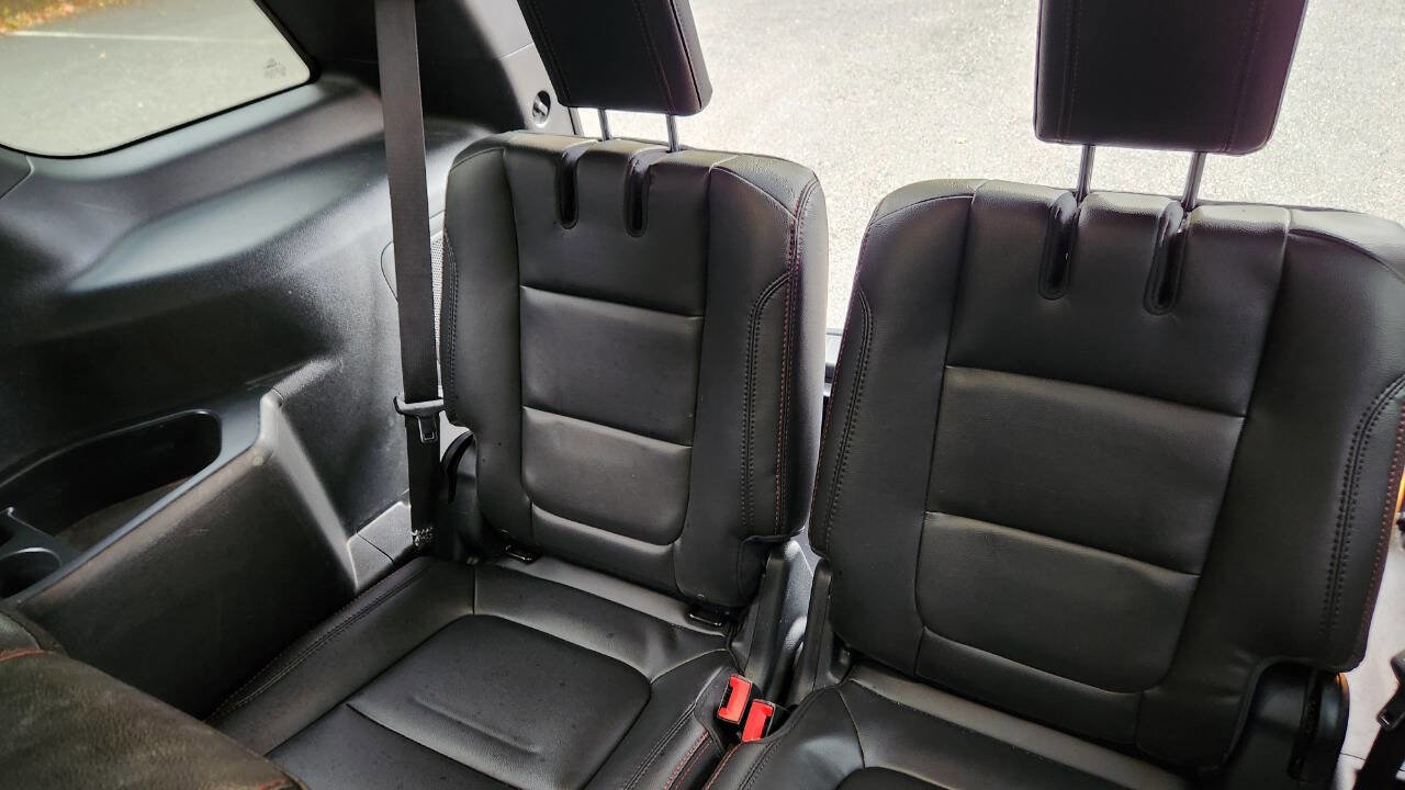 Used 2018 Ford Explorer Sport w/ Equipment Group 401A image 34