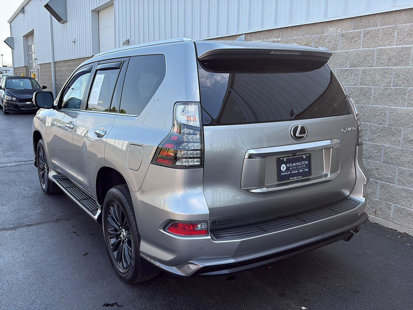Used 2023 Lexus GX 460 Premium AWD/4WD image 40