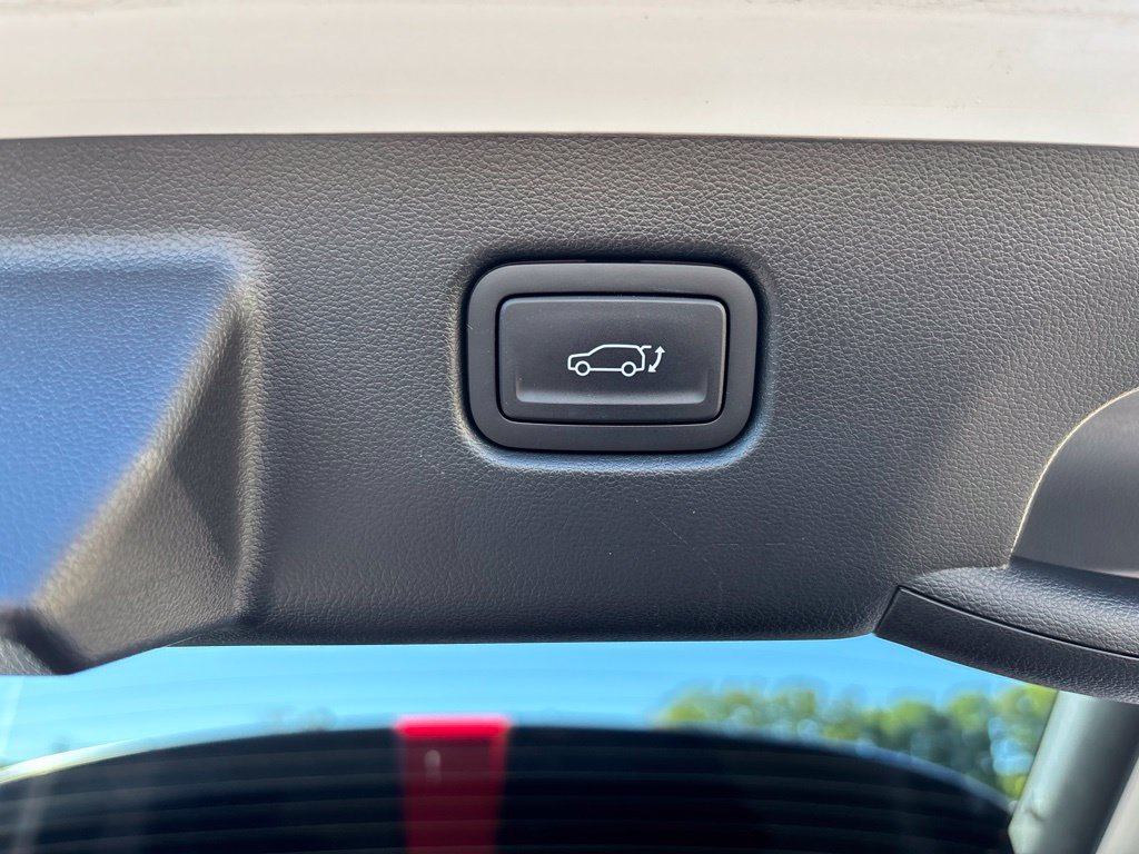 Certified 2025 Hyundai Kona Limited AWD/4WD image 26
