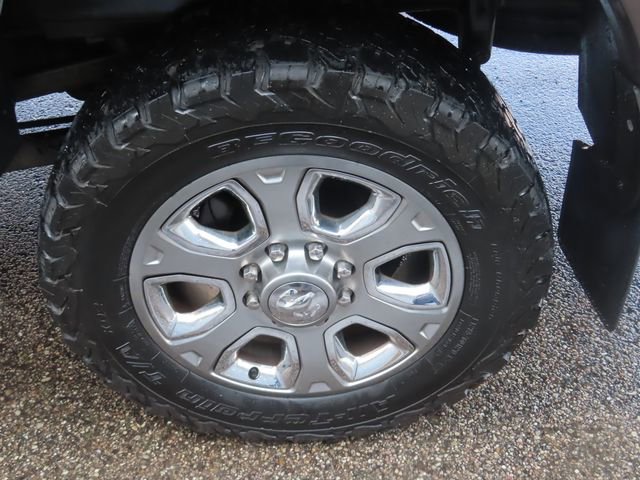 Used 2018 RAM 2500 Laramie image 18