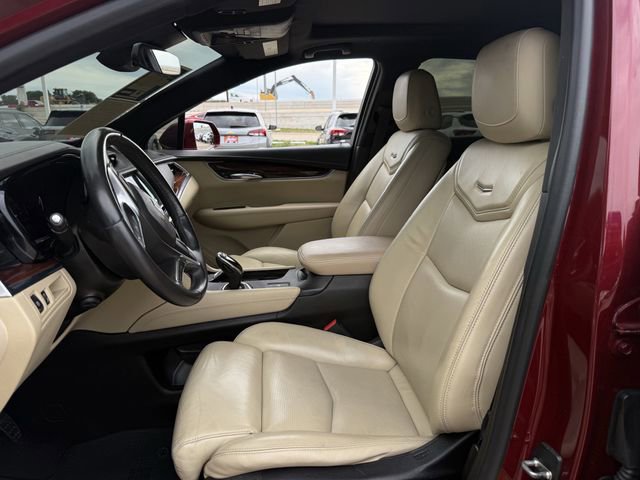 Used 2017 Cadillac XT5 Luxury w/ Driver Awareness Package image 27