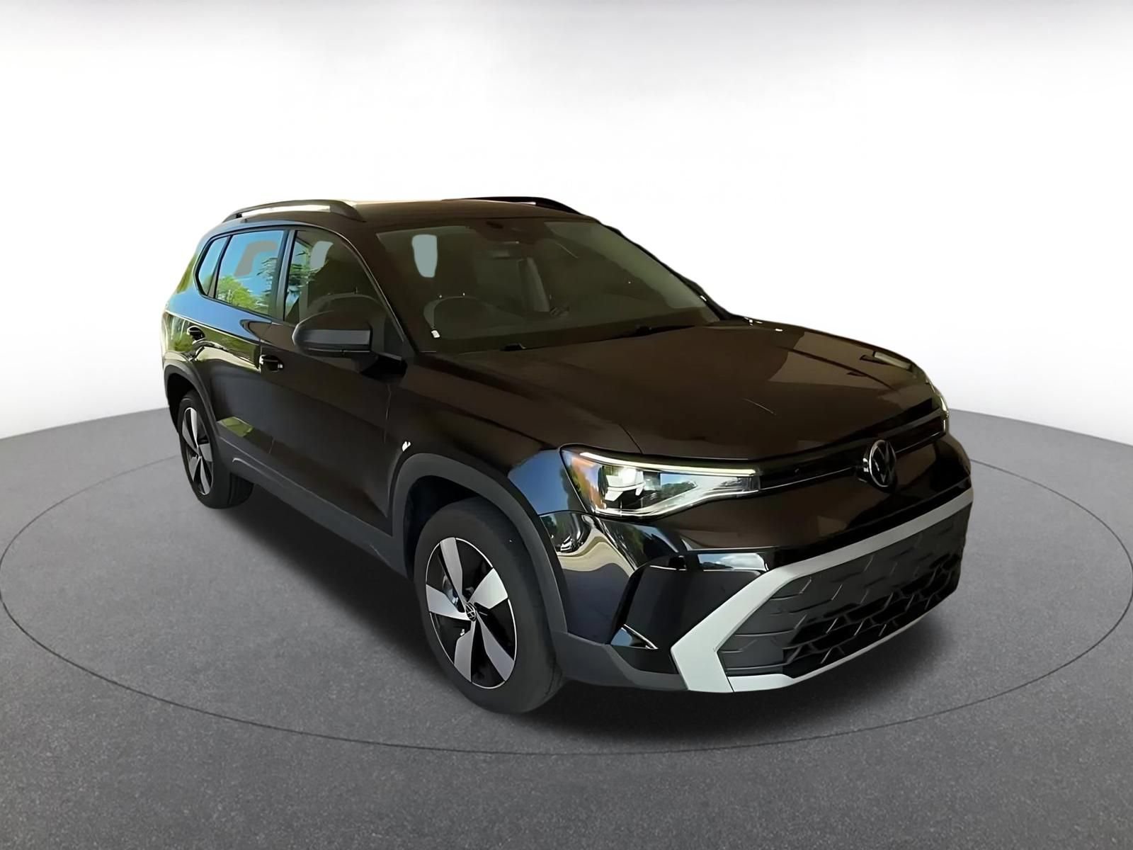 Used 2025 Volkswagen Taos S AWD/4WD image 3