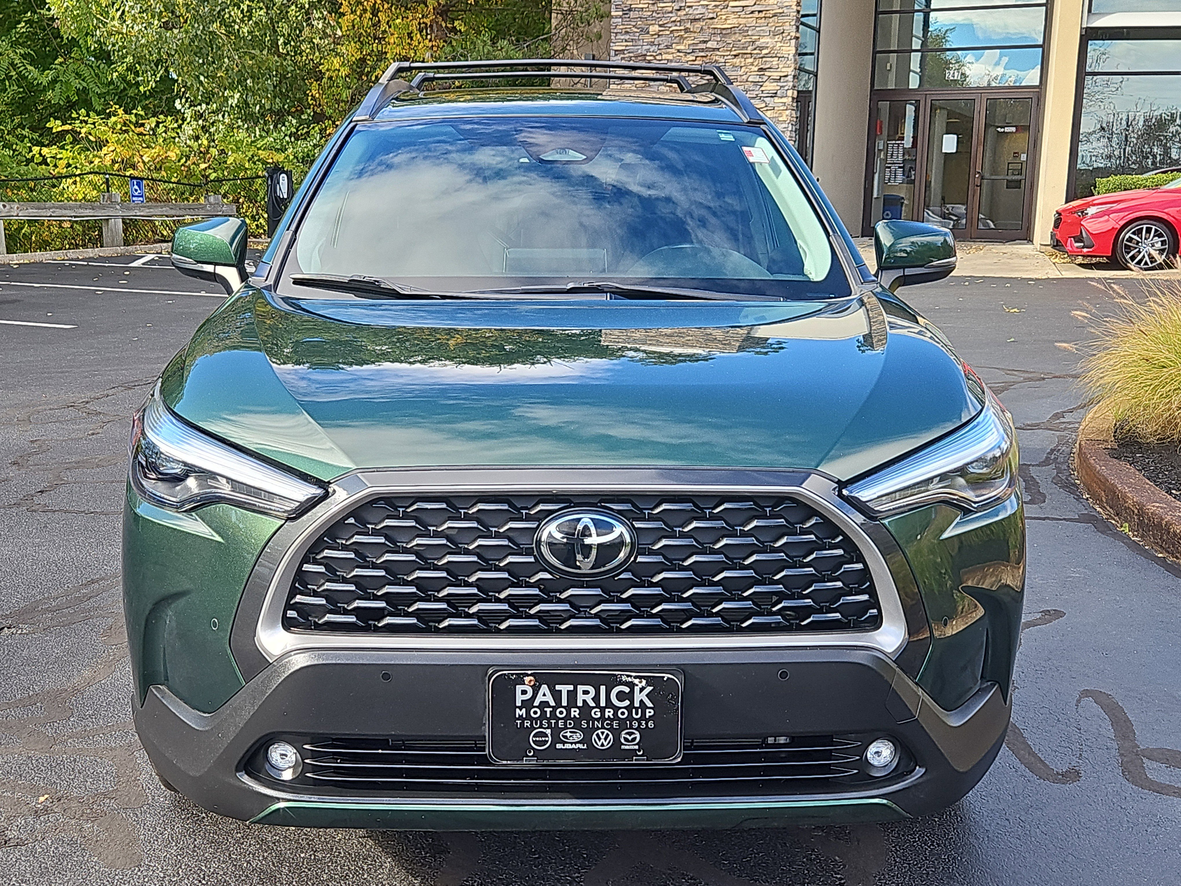 Used 2023 Toyota Corolla Cross XLE image 23