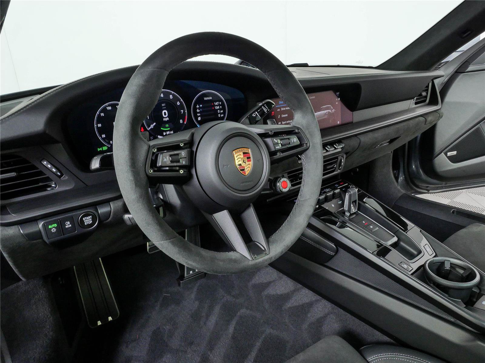 Certified 2026 Porsche 911 Carrera GTS RWD image 4
