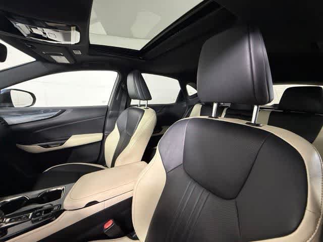 Used 2023 Lexus NX 250 FWD image 5