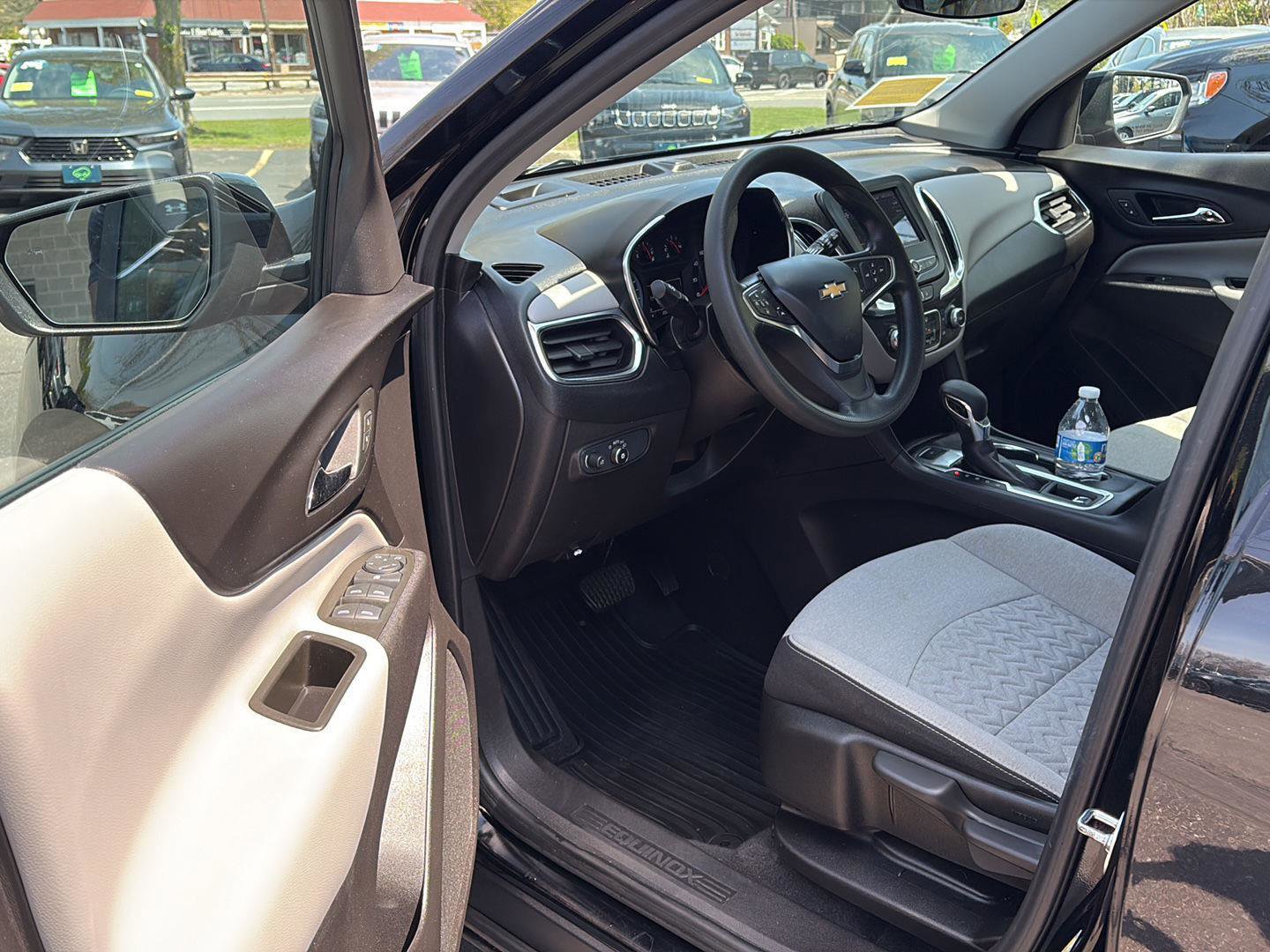 Certified 2024 Chevrolet Equinox LS w/ Midnight Edition AWD/4WD image 15