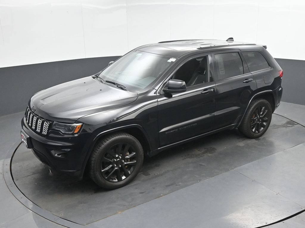 Used 2021 Jeep Grand Cherokee Laredo X AWD/4WD image 37