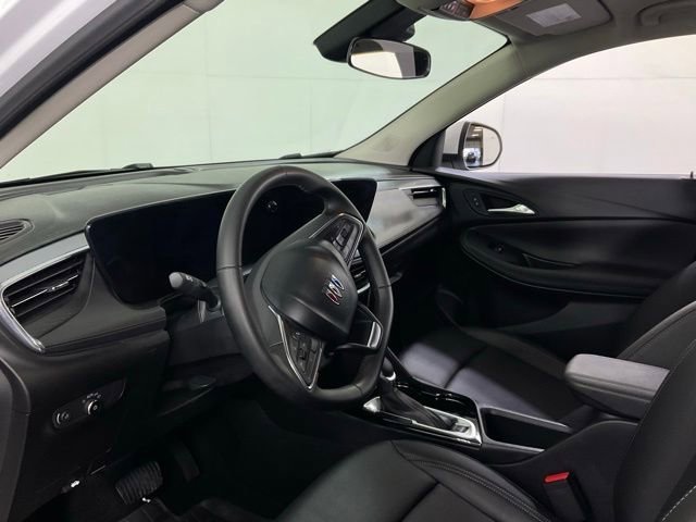 Used 2024 Buick Encore GX Sport Touring w/ Advanced Technology Package AWD/4WD image 21