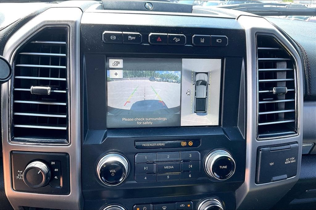 Used 2019 Ford F350 Platinum w/ Platinum Ultimate Package AWD/4WD image 27