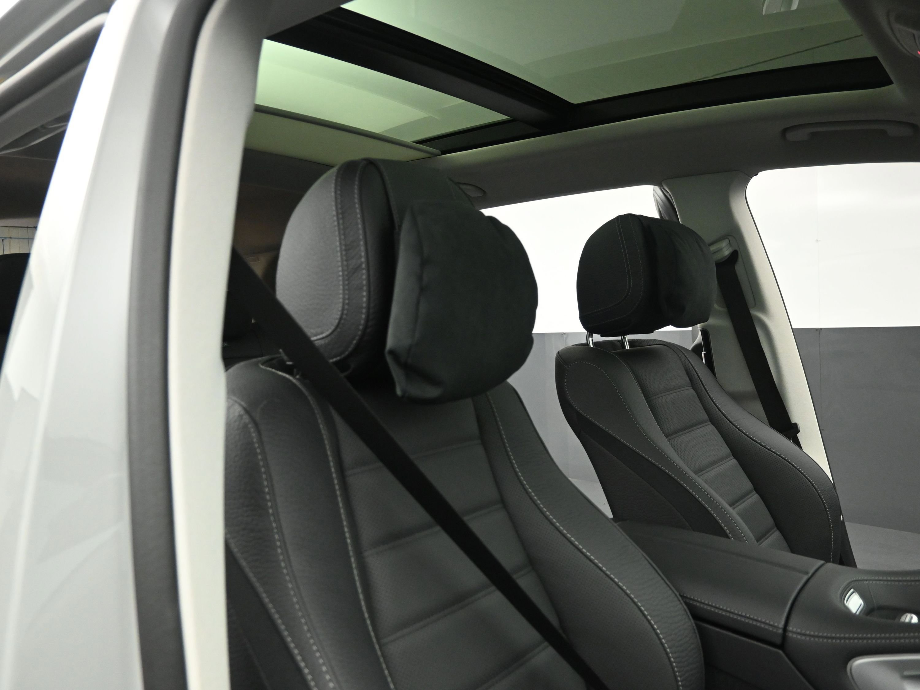 New 2026 Mercedes-Benz GLS 450 4MATIC image 31