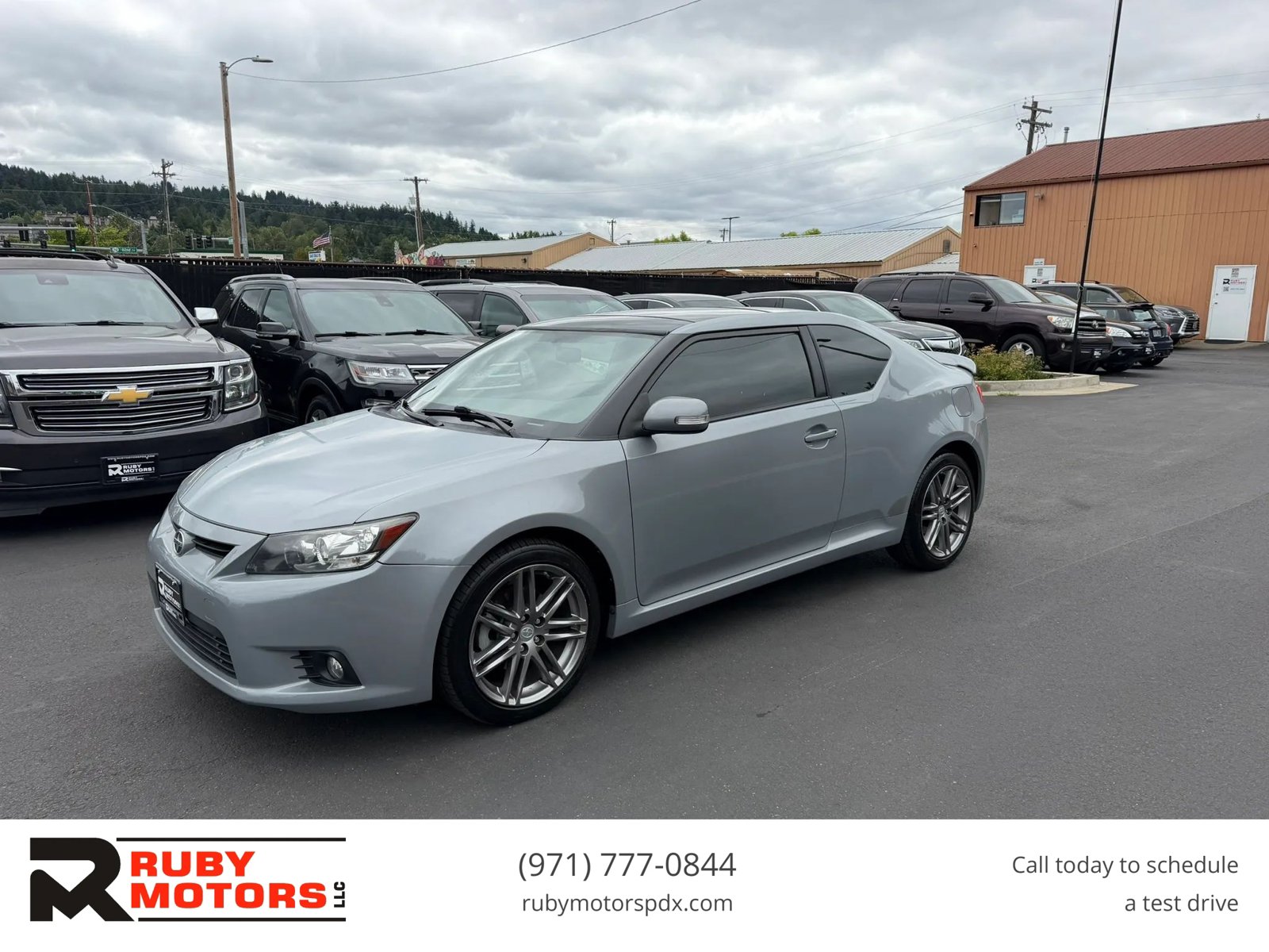 Used 2012 Scion tC FWD image 1