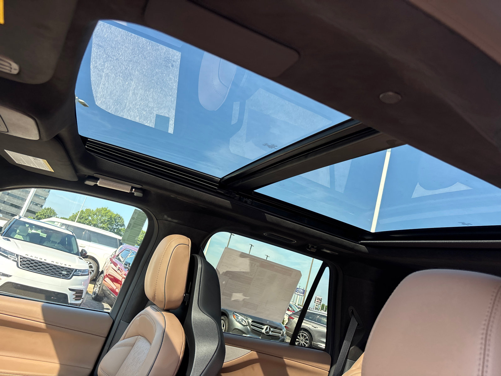 New 2027 Lincoln Navigator Black Label AWD/4WD image 25