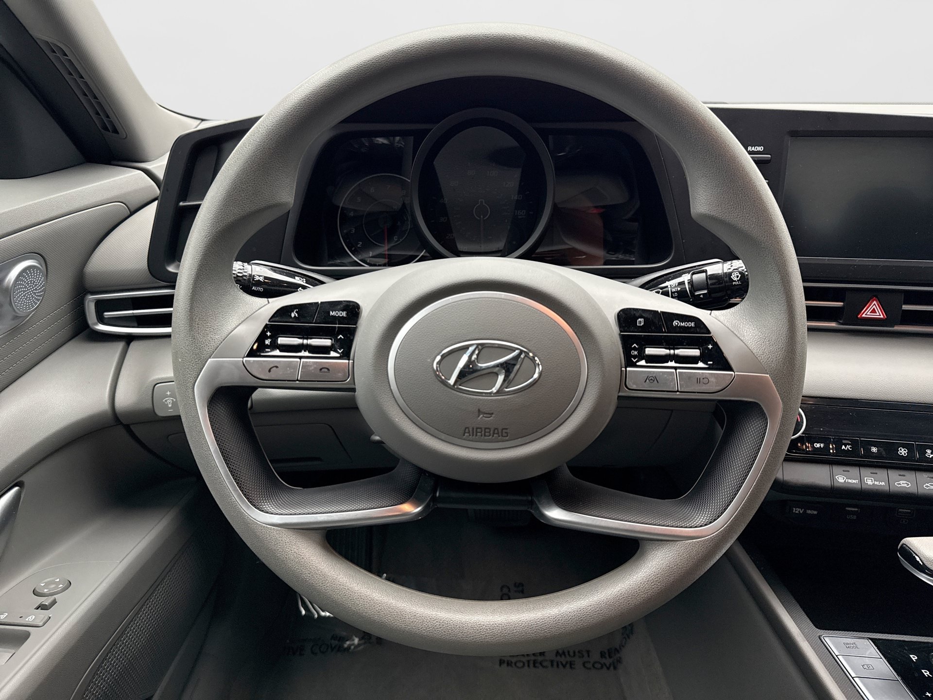 Used 2023 Hyundai Elantra SEL FWD image 12