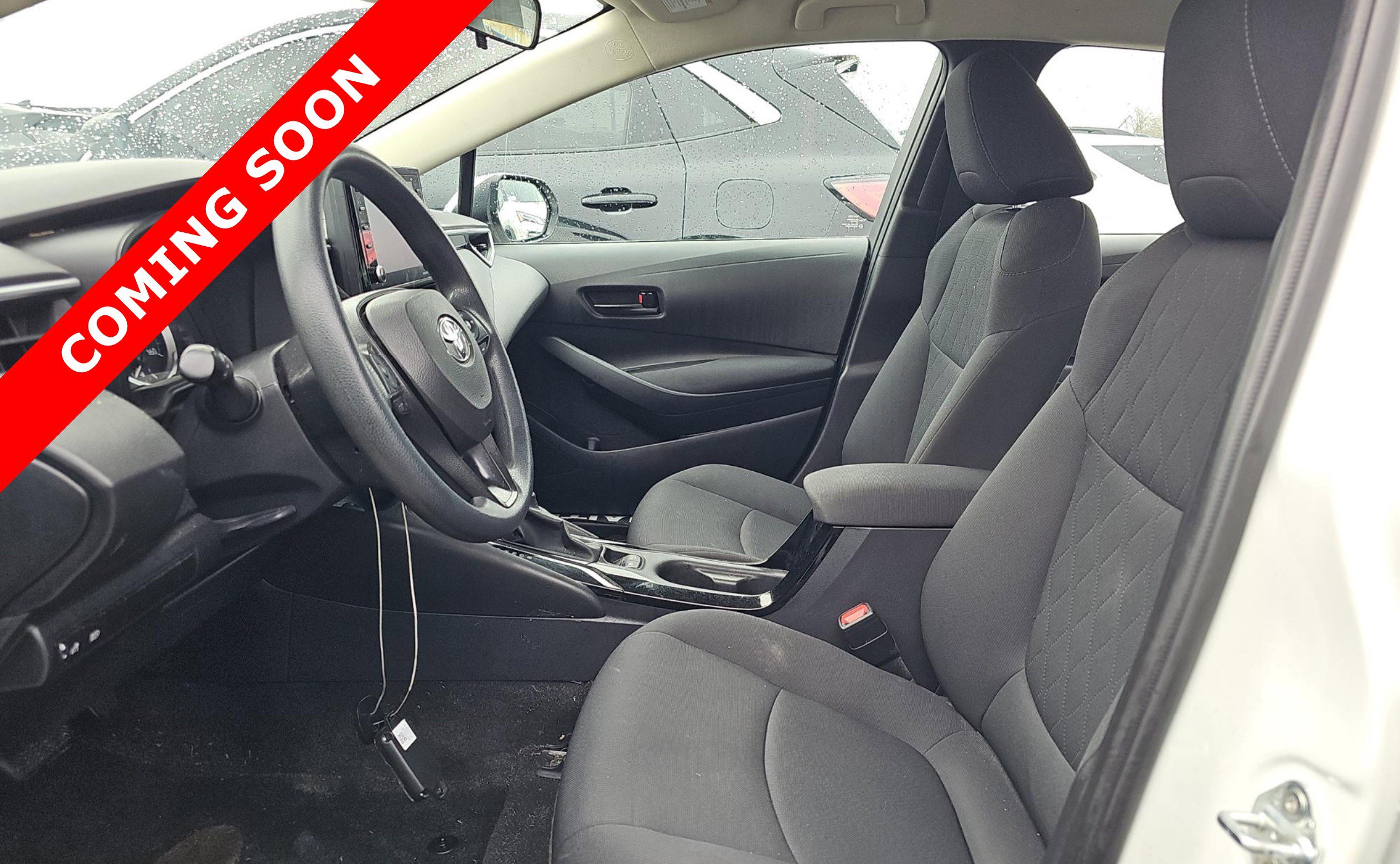 Used 2022 Toyota Corolla LE image 5