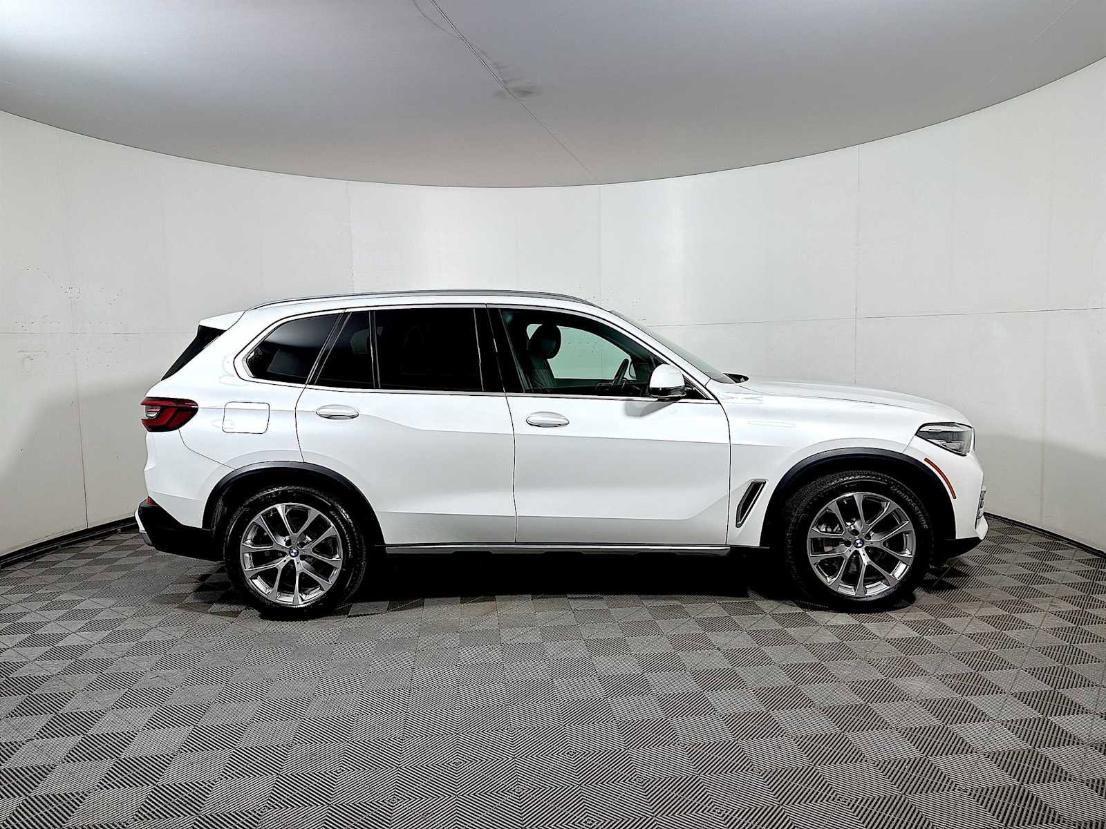 Certified 2023 BMW X5 xDrive40i w/ Premium Package image 7