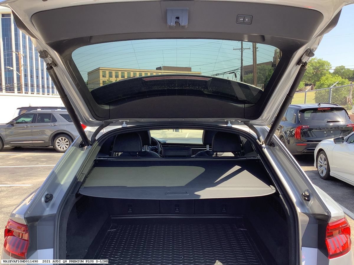 Used 2021 Audi Q8 Premium Plus w/ Premium Plus Package AWD/4WD image 16