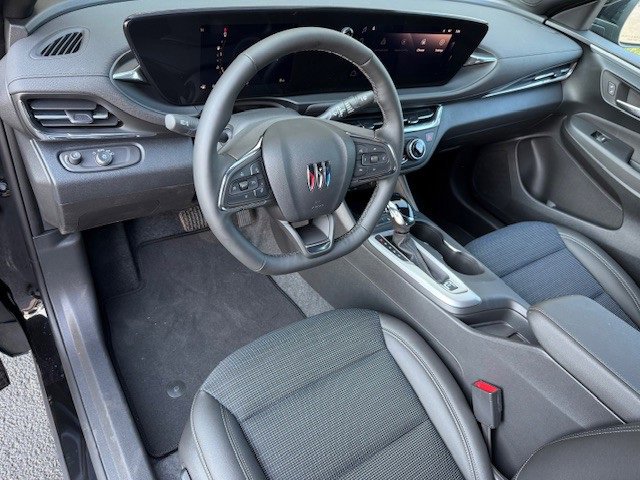 New 2025 Buick Envista Preferred w/ Convenience I Package image 13