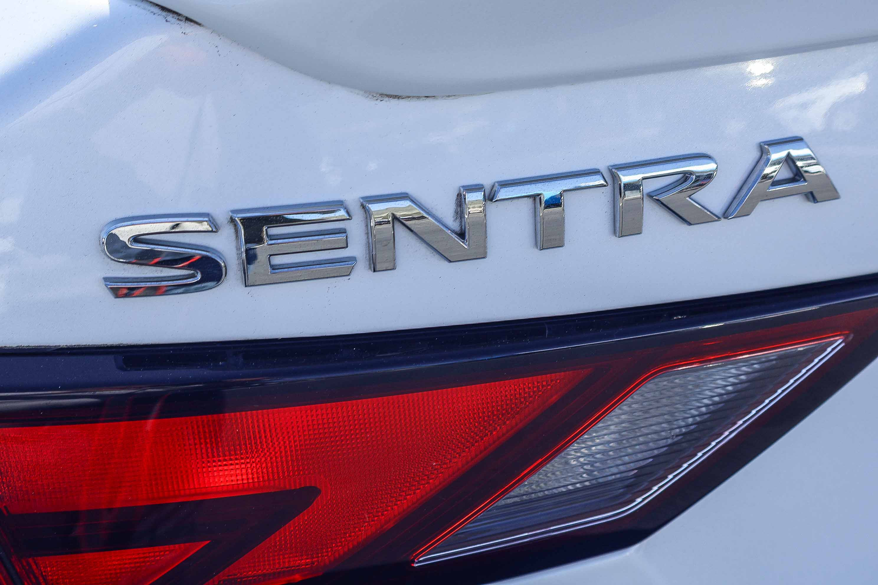 Used 2021 Nissan Sentra SR w/ SR Premium Package FWD image 26