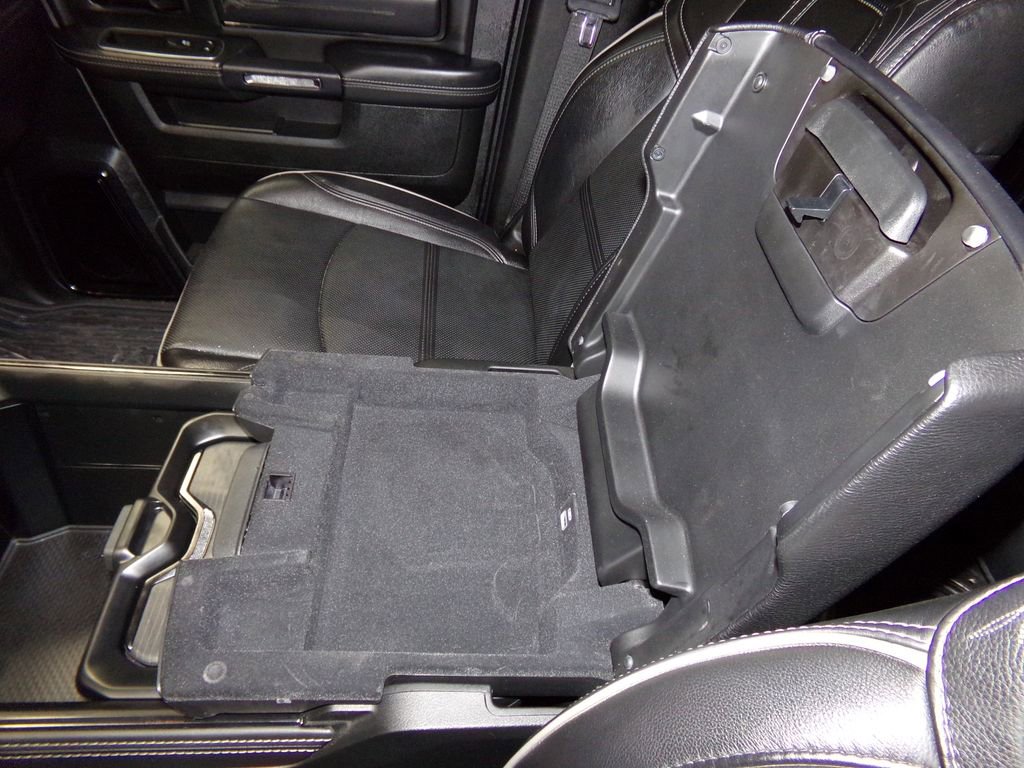 Used 2024 RAM 2500 Limited image 25