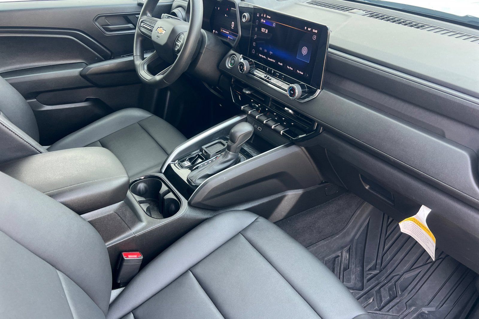 Used 2024 Chevrolet Colorado W/T RWD image 12
