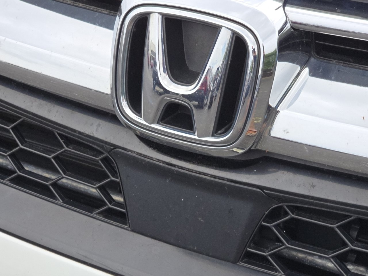 Used 2017 Honda CR-V EX-L image 10