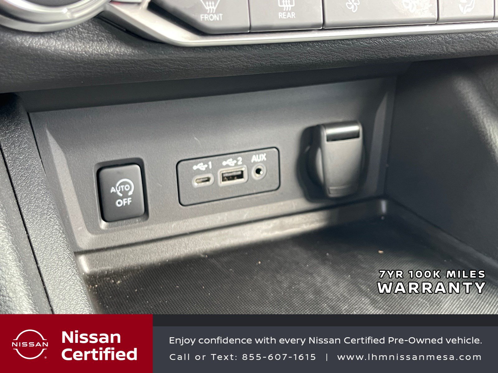 Certified 2025 Nissan Sentra SR FWD image 29