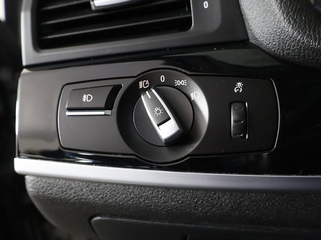 Used 2017 BMW X3 xDrive28i image 37