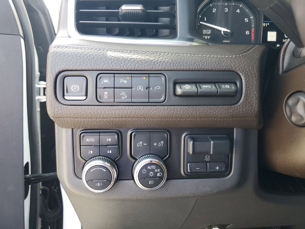 Used 2021 GMC Yukon Denali w/ Denali Ultimate Package image 34