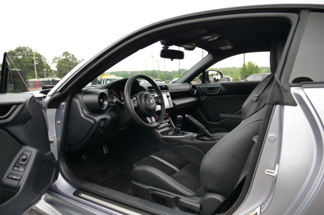 Used 2024 Toyota GR86 Premium RWD image 26