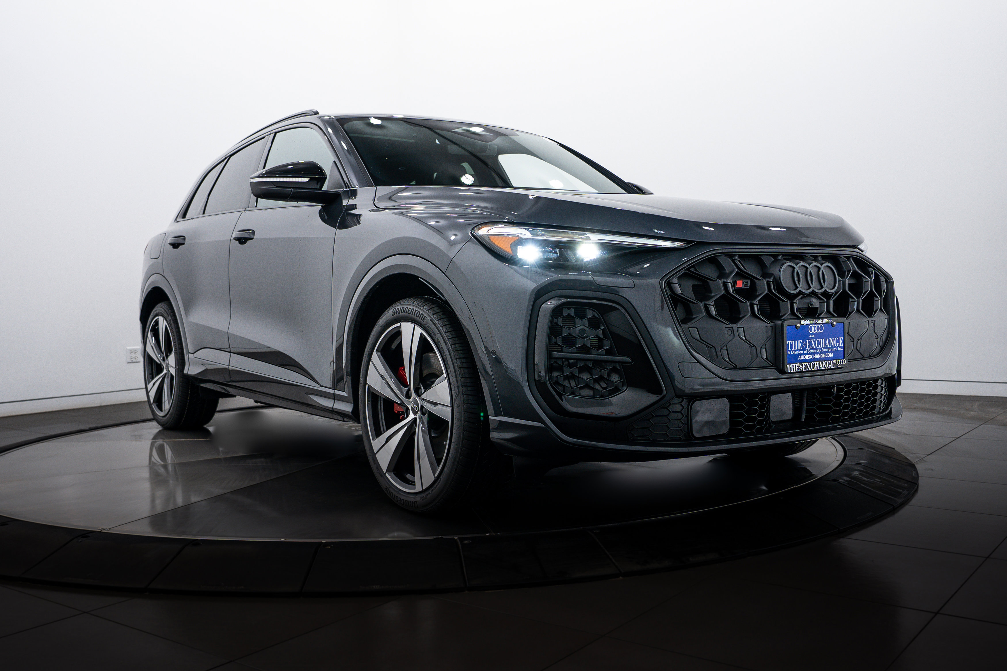 New 2025 Audi SQ5 Premium Plus image 2