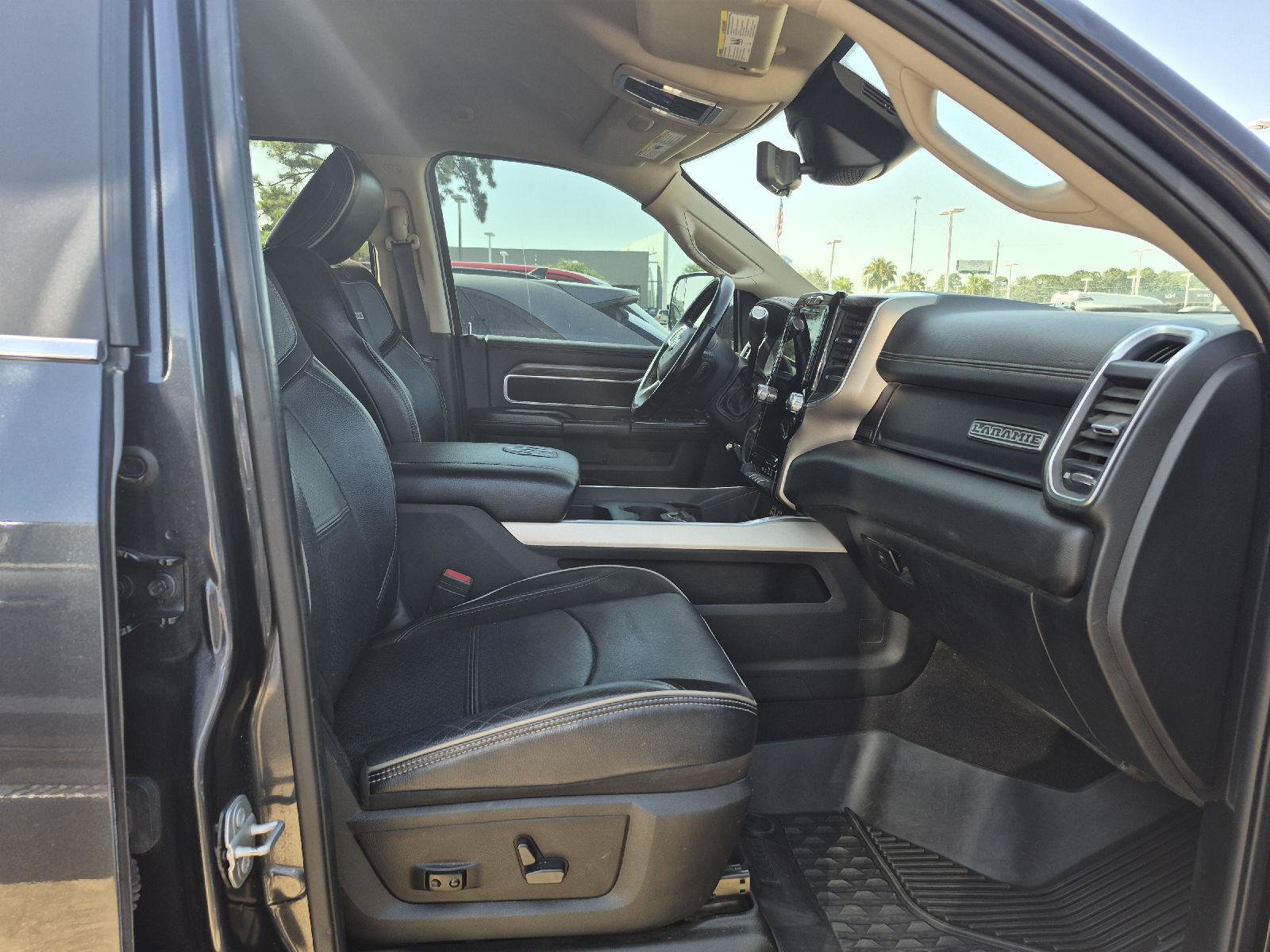 Used 2021 RAM 3500 Laramie w/ Safety Group B AWD/4WD image 10