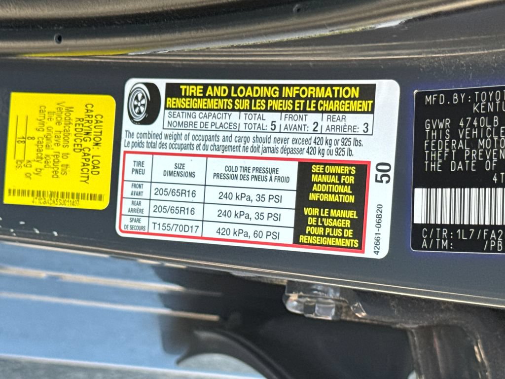 Used 2025 Toyota Camry LE AWD/4WD image 48