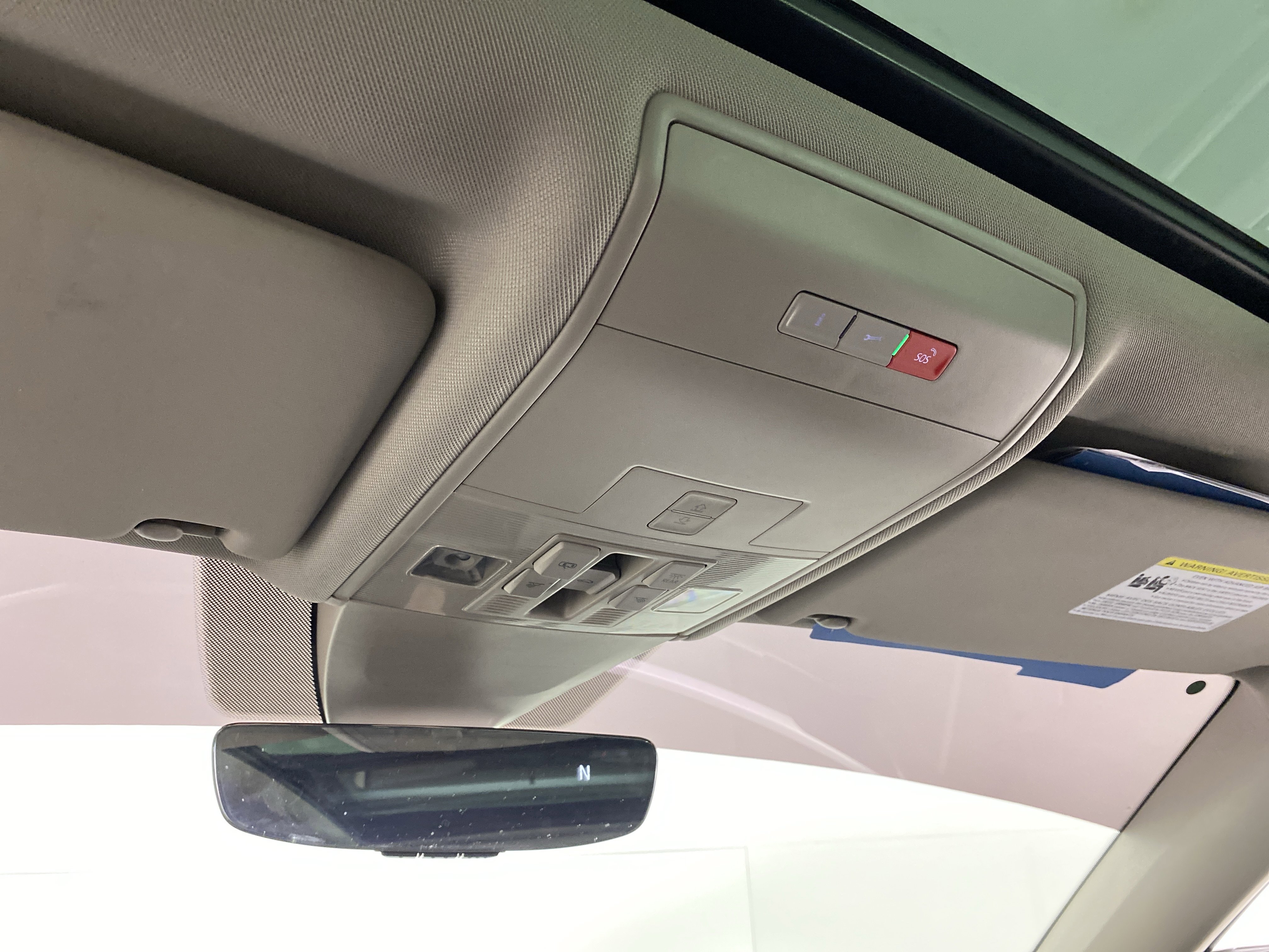 Used 2021 Volkswagen Atlas SEL R-Line image 28