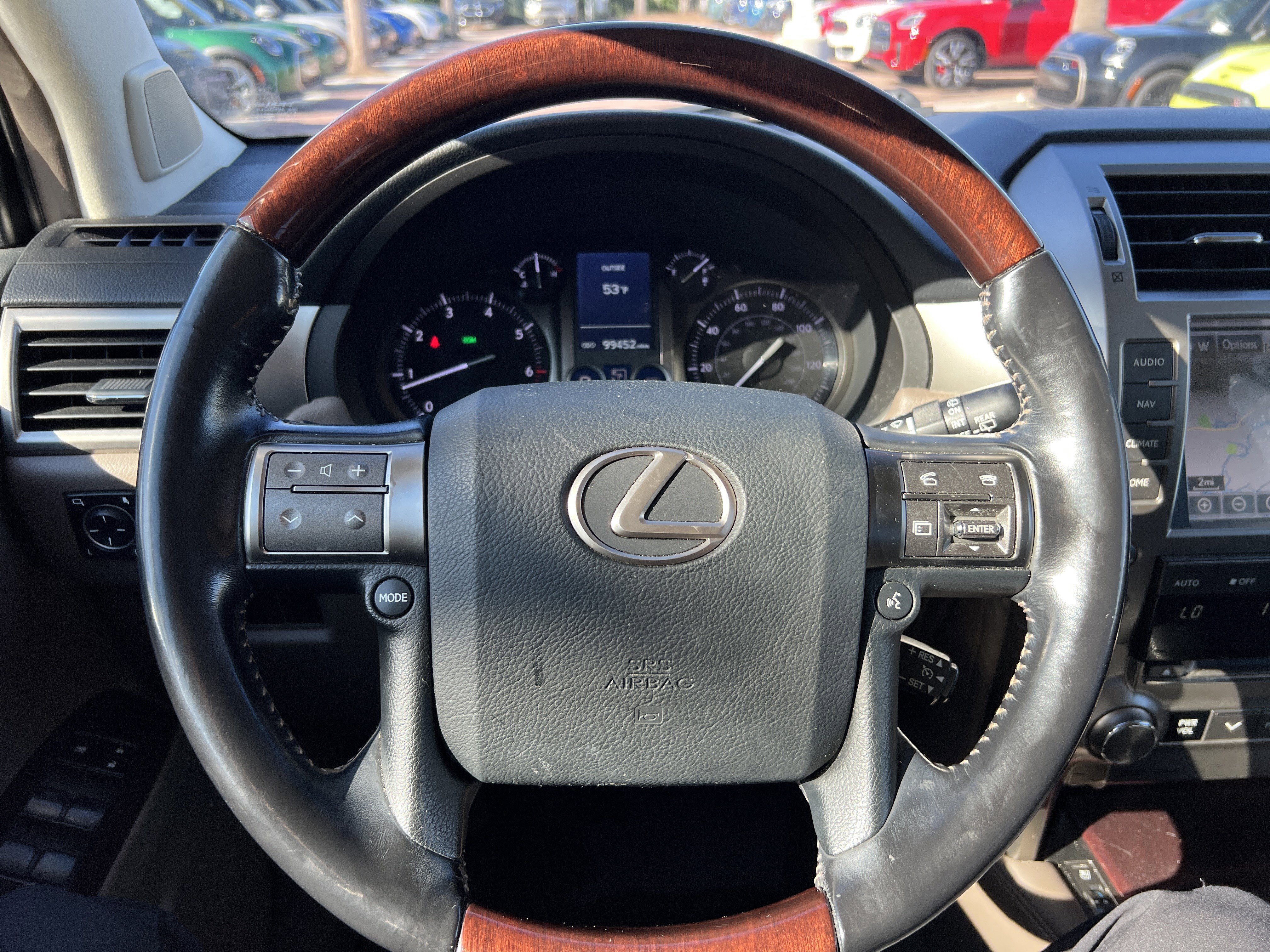 Used 2017 Lexus GX 460 Premium image 18