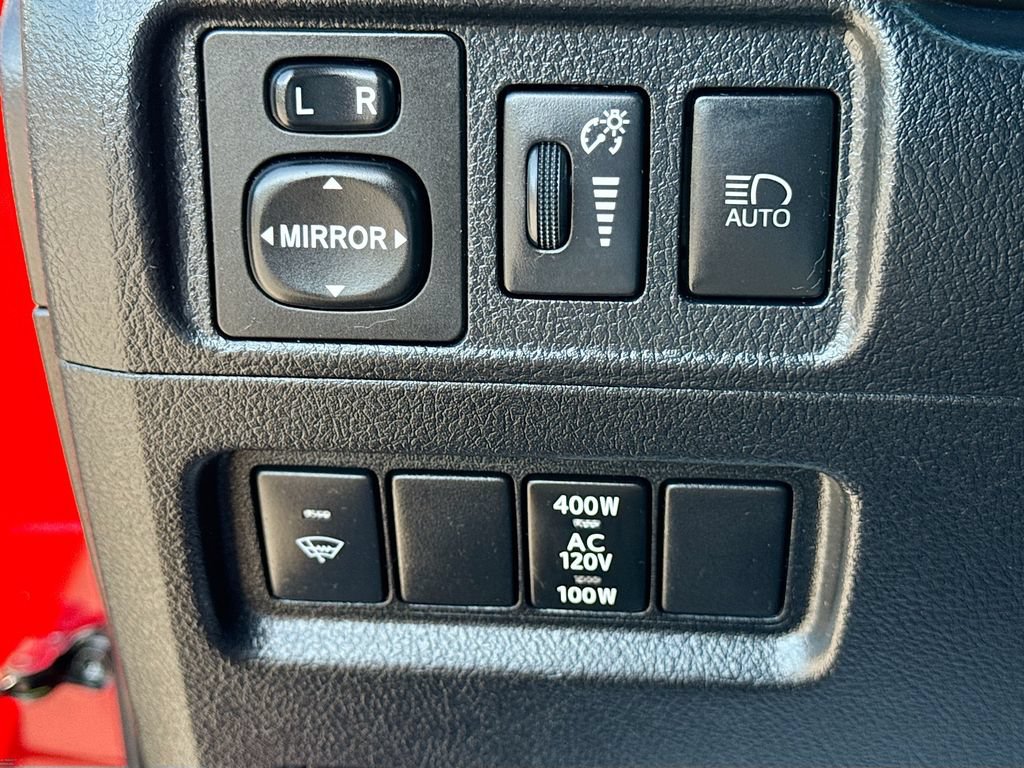 Used 2021 Toyota 4Runner SR5 AWD/4WD image 34