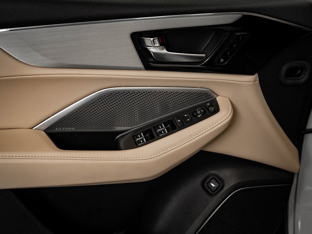 Certified 2023 Acura MDX FWD w/ Technology Package image 25